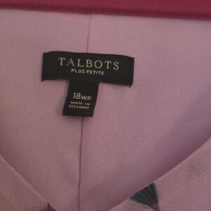 Stunning Talbots dress. Size 18wp. 100% Polyester with 100% Polyester lining.